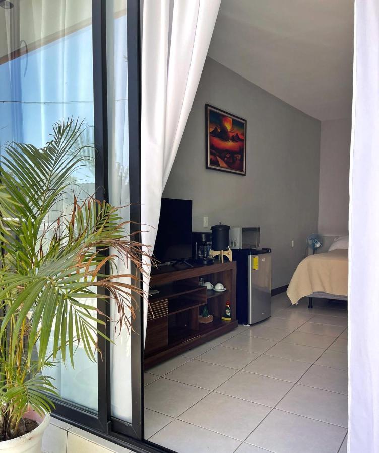 Habitacion Privada Lamat I San Pedro La Laguna Exterior photo